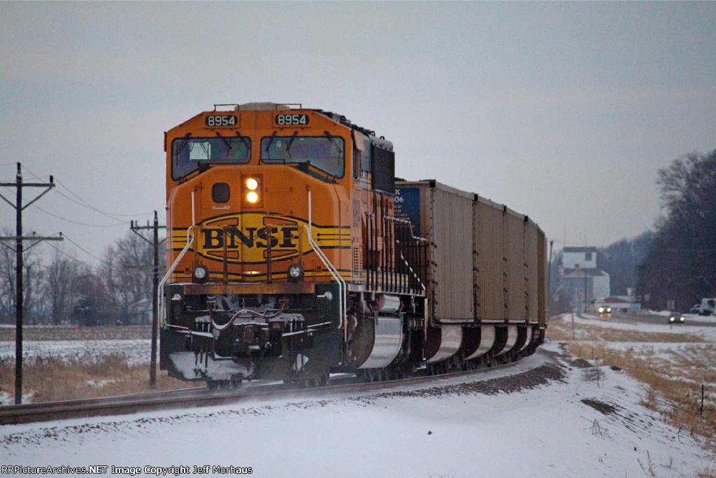 BNSF 8954